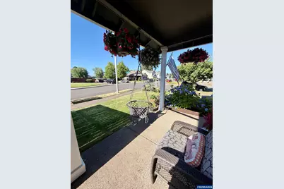 4889 Whitewater St NE, Salem, OR 97305 - Photo 2