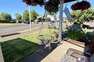 4889 Whitewater St NE, Salem, OR 97305 - Photo 2