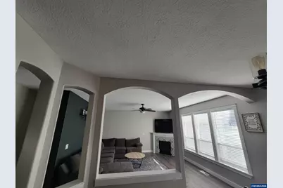 4889 Whitewater St NE, Salem, OR 97305 - Photo 10