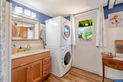 362 E Washington Av, Brownsville, OR 97327 - Photo 34