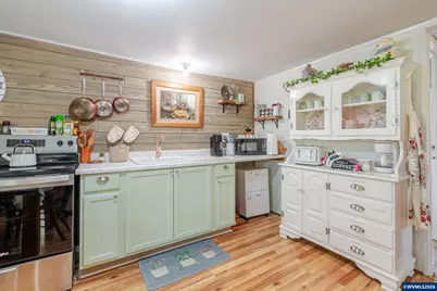 362 E Washington Av, Brownsville, OR 97327 - Photo 14