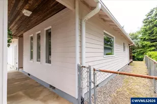 50 Pacific St, Depoe Bay, OR 97341 - Photo 14