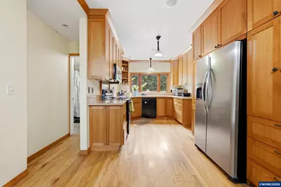 3045 NW Johnson Av, Corvallis, OR 97330 - Photo 8