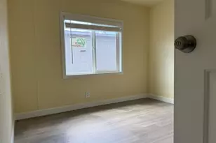 2031 Kennedy Cir NE, Keizer, OR 97303 - Photo 6
