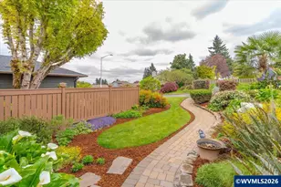 5240 Chapman St S, Salem, OR 97306 - Photo 50