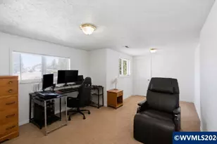 33120 S Meridian Rd, Woodburn, OR 97071 - Photo 24
