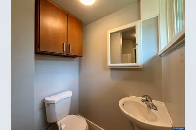 475 NE Alder St, Mill City, OR 97360 - Photo 12
