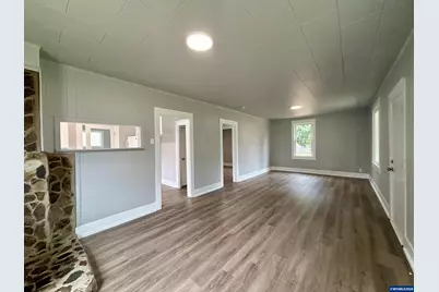 475 NE Alder St, Mill City, OR 97360 - Photo 4