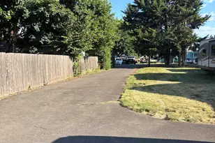 895 Penn Ln SE, Salem, OR 97317 - Photo 36