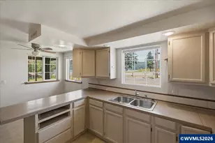 1290 Riggs Hill Rd, Sweet Home, OR 97345 - Photo 16