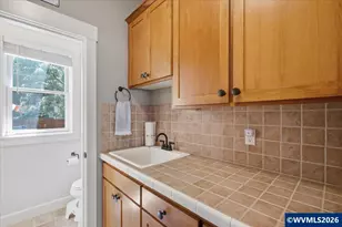 548 Martin Way S, Monmouth, OR 97361 - Photo 16