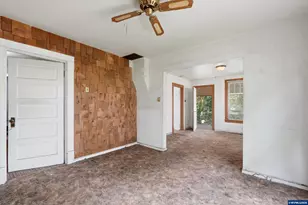 796 25th St SE, Salem, OR 97301 - Photo 14