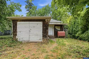 796 25th St SE, Salem, OR 97301 - Photo 4