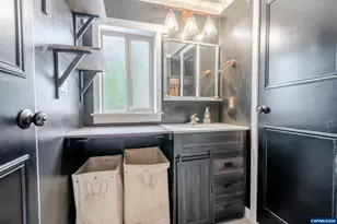 25697 Brush Creek Rd, Sweet Home, OR 97386 - Photo 14