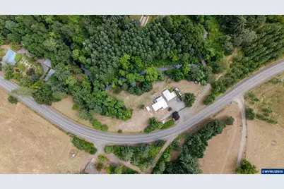 25697 Brush Creek Rd, Sweet Home, OR 97386 - Photo 38