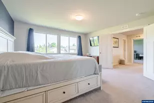 235 Walnut St, Mount Angel, OR 97362 - Photo 24