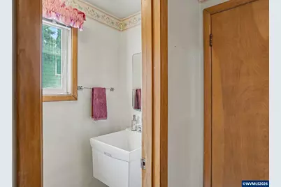 4182 Barrett St S, Salem, OR 97302 - Photo 16