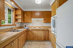 4182 Barrett St S, Salem, OR 97302 - Photo 12
