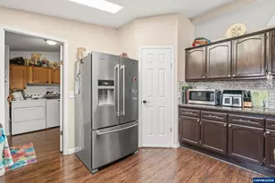 1730 Park Terrace NW, Albany, OR 97321 - Photo 10