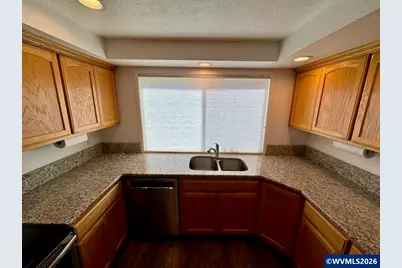 1889 Lexington Cir SE, Salem, OR 97306 - Photo 14