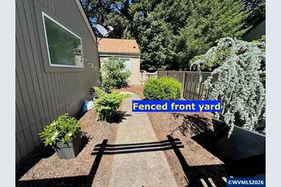 1889 Lexington Cir SE, Salem, OR 97306 - Photo 6