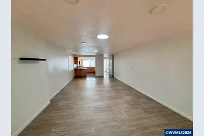 1889 Lexington Cir SE, Salem, OR 97306 - Photo 12