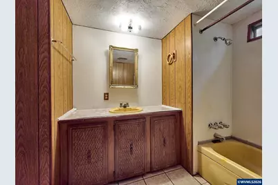 22069 Eric Dr NE, Aurora, OR 97002 - Photo 12