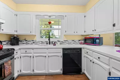 5545 Val View Dr, Turner, OR 97392 - Photo 12
