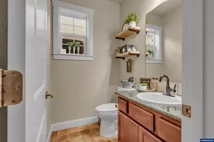 5252 9th Ct SE, Salem, OR 97306 - Photo 10