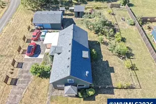 320 E Blakely Ave, Brownsville, OR 97327 - Photo 48