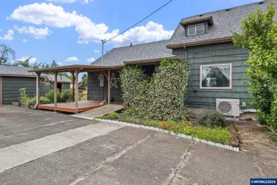 320 E Blakely Av, Brownsville, OR 97327 - Photo 38