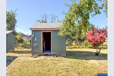 320 E Blakely Av, Brownsville, OR 97327 - Photo 42
