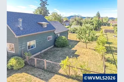 320 E Blakely Av, Brownsville, OR 97327 - Photo 44