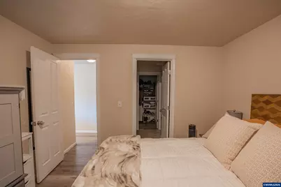 4955 Mimosa Cir, Sweet Home, OR 97356 - Photo 16
