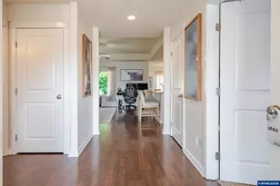 851 S 5th St, Jefferson, OR 97352 - Photo 4