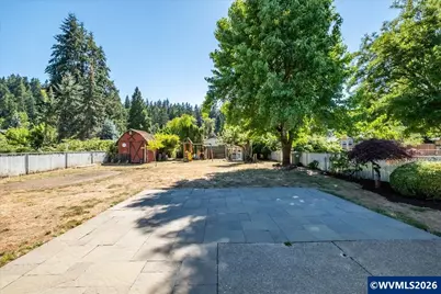 1012 S Water St, Silverton, OR 97381 - Photo 32