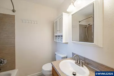 1012 S Water St, Silverton, OR 97381 - Photo 22