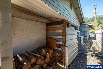 1012 S Water St, Silverton, OR 97381 - Photo 46