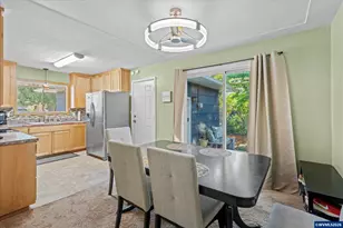 678 Menlo Dr N, Keizer, OR 97303 - Photo 16