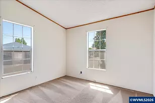 5422 Portland Rd NE, Salem, OR 97305 - Photo 22