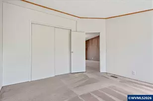 5422 Portland Rd NE, Salem, OR 97305 - Photo 16