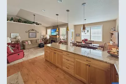 6136 Exodus Ct SE, Salem, OR 97306 - Photo 10