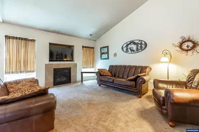 38886 SW 5th Av, Scio, OR 97374 - Photo 4