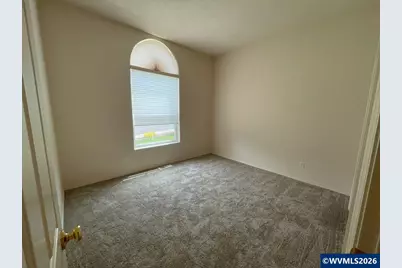 2067 Alex Av SE, Salem, OR 97302 - Photo 10