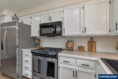 715 Wildflower St NE, Salem, OR 97301 - Photo 14