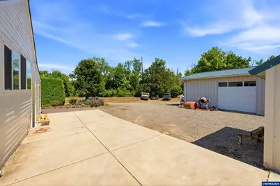 5290 Caplinger Rd SE, Salem, OR 97317 - Photo 18