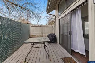 3828 Auburn Rd NE, Salem, OR 97301 - Photo 24