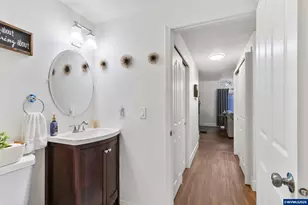 3828 Auburn Rd NE, Salem, OR 97301 - Photo 10