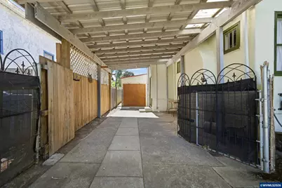 480 21st St SE, Salem, OR 97317 - Photo 22