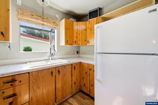 480 21st St SE, Salem, OR 97317 - Photo 10
